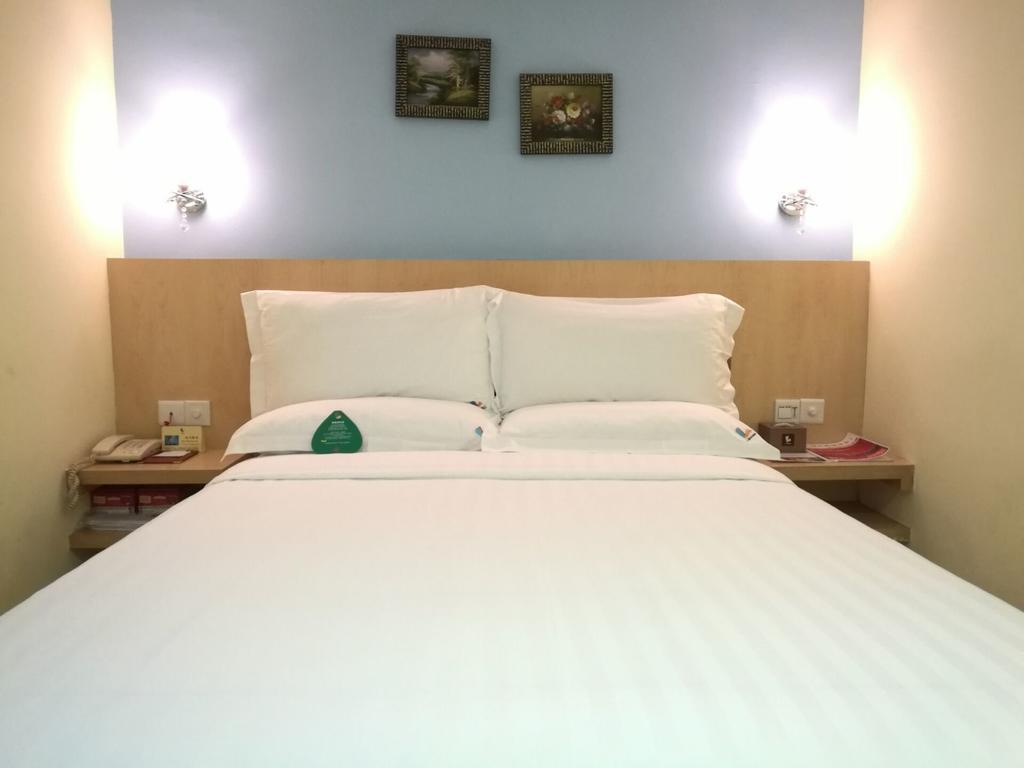L Hotels Lianhua Branch Джухай Екстериор снимка