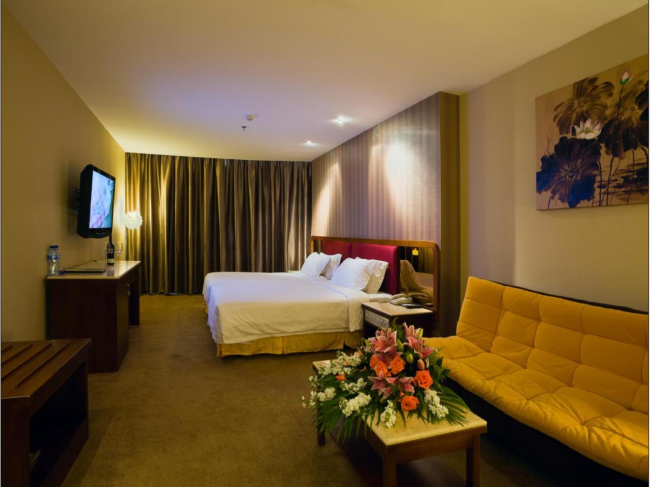 L Hotels Lianhua Branch Джухай Екстериор снимка