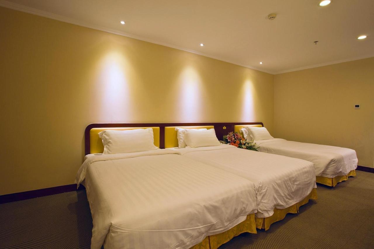 L Hotels Lianhua Branch Джухай Екстериор снимка
