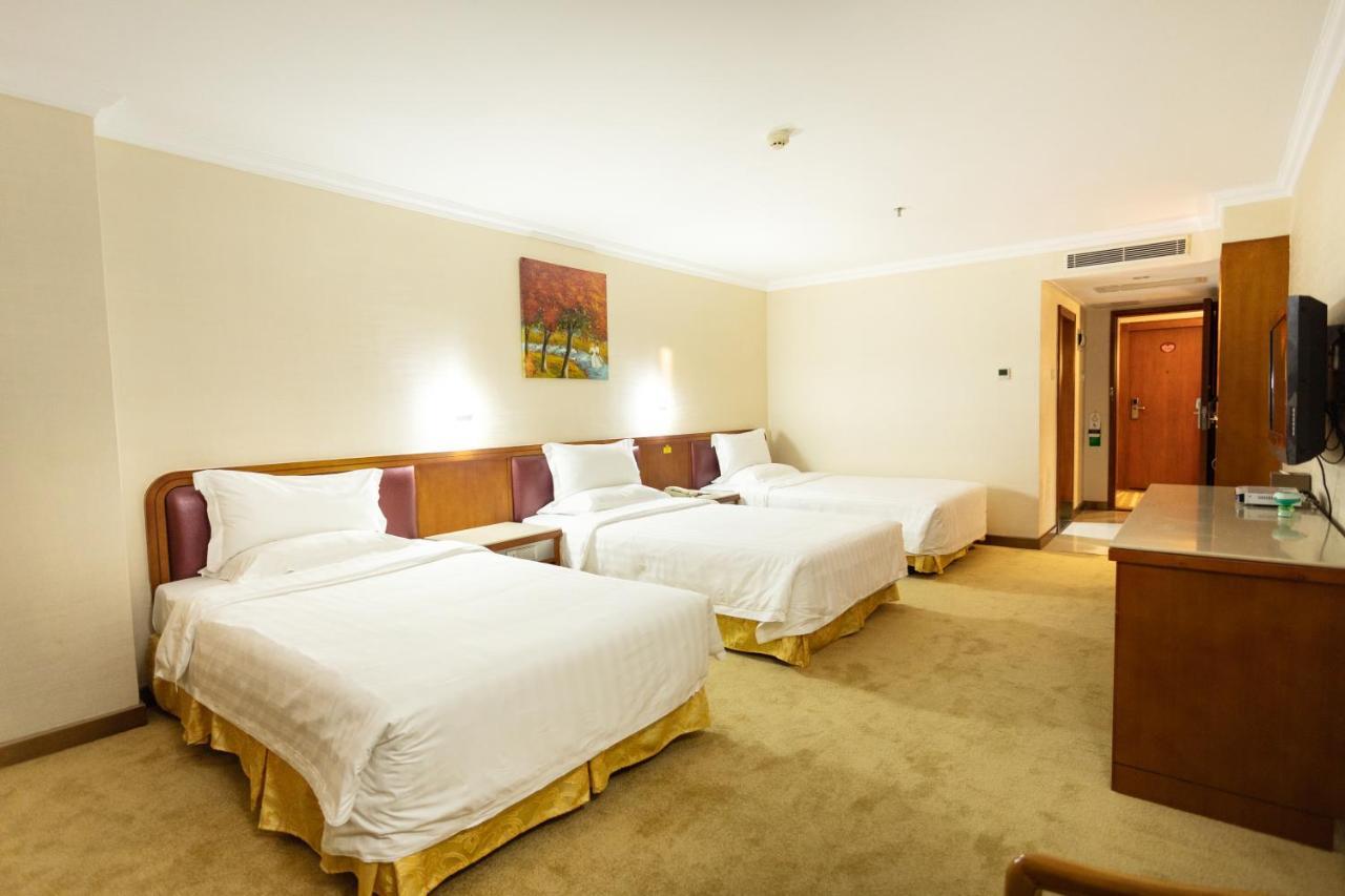 L Hotels Lianhua Branch Джухай Екстериор снимка